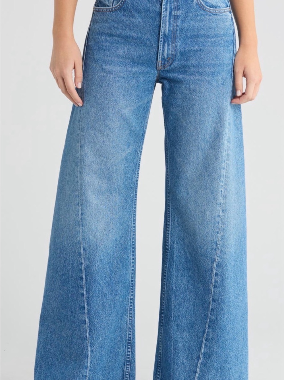 Mother - The Lemon Twist Sneak Jean.  Color - rolling in the dough - Picture 7 of 7